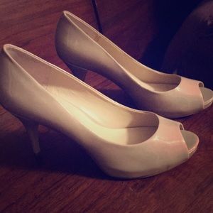 Nine West peep-toe pumps